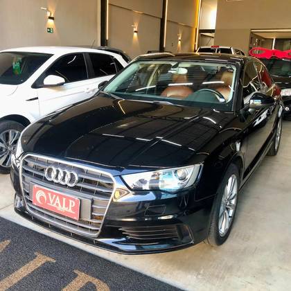 AUDI A3 1.8 TFSI SEDAN 16V 180CV GASOLINA 4P AUTOMÁTICO AUDI A3 1.8 TFSI SEDAN 16V 180CV GASOLINA 4P AUTOMÁTICO